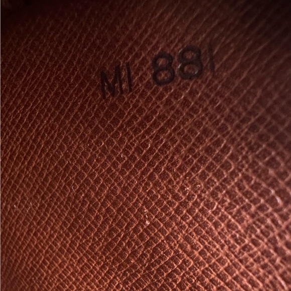 LV JUENE FILLE vintage crossbody - Picture 7 of 12